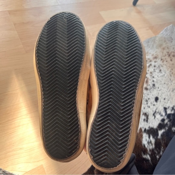 Golden Goose Deluxe Brand Superstar Gold Velvet Size 38 - Picture 12 of 14